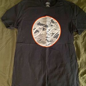 Black Camo Oakley T shirt medium